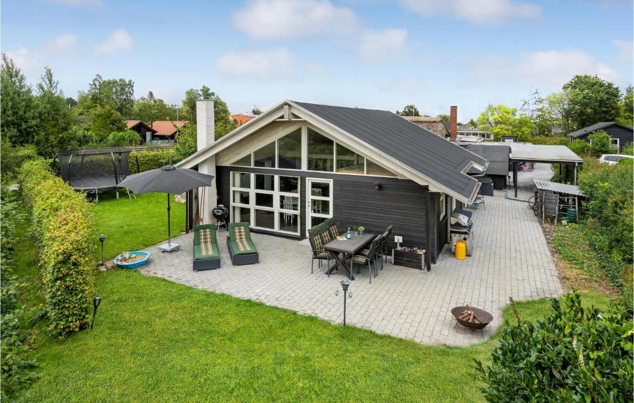 Beautiful Home In Borkop With Kitchen Eksteriør bilde