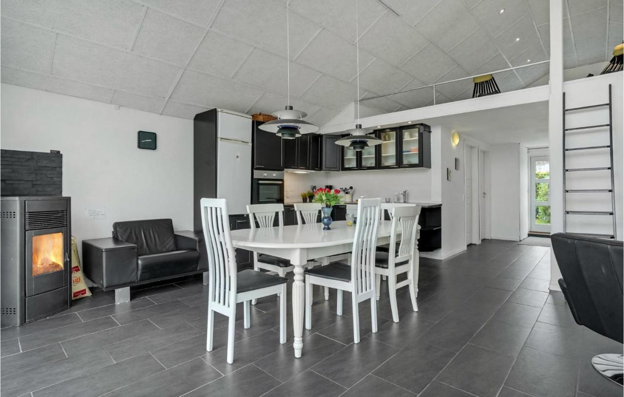 Beautiful Home In Borkop With Kitchen Eksteriør bilde